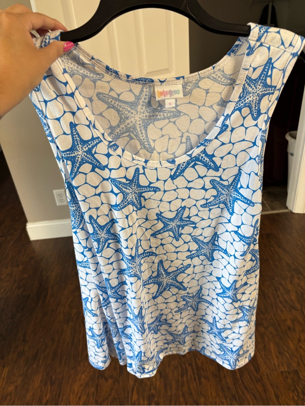 LuLaRoe Blue & White Starfish Print Sleeveless Tank Top